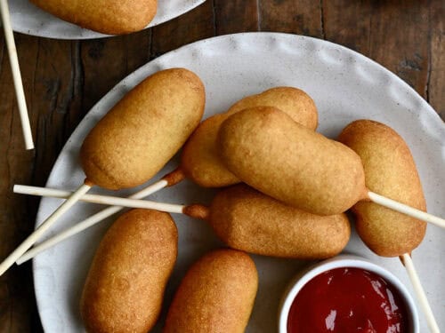 Mini corn dog recipe with jiffy mix best sale